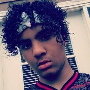 Meet your Posher, Devin